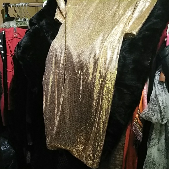 Dress - Picture 6 of 7